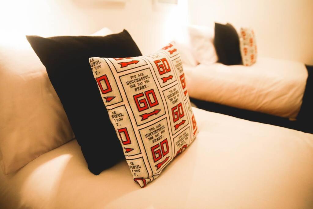 Games And Movies Lounge 7 Bed City Centre Apartment Newcastle upon Tyne Exterior foto