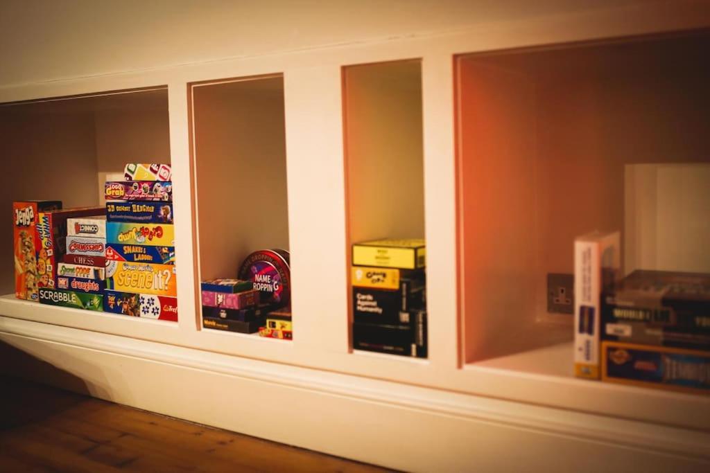 Games And Movies Lounge 7 Bed City Centre Apartment Newcastle upon Tyne Exterior foto